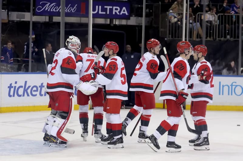 NY Goalie Shuts Out Rangers, Meets Childhood Hero Lundqvist
