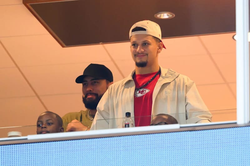 Chiefs QB Patrick Mahomes Pays Up: Orange Bowl Jersey Bet Goes Viral