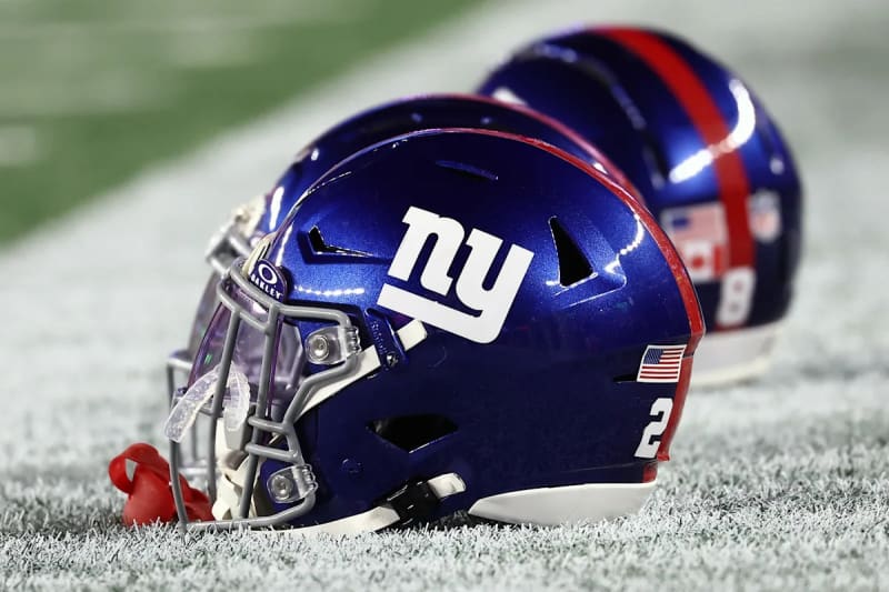 Giants Face Critical Week 18 Showdown: Coaching Search and Draft Strategy in Spotlight