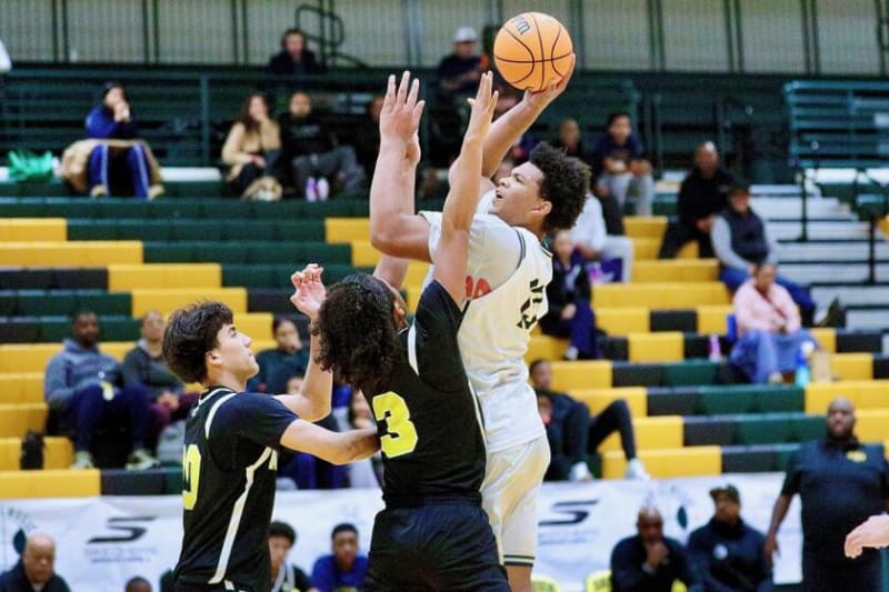 Sick Player Powers Brentwood to Comeback Win Over Rival