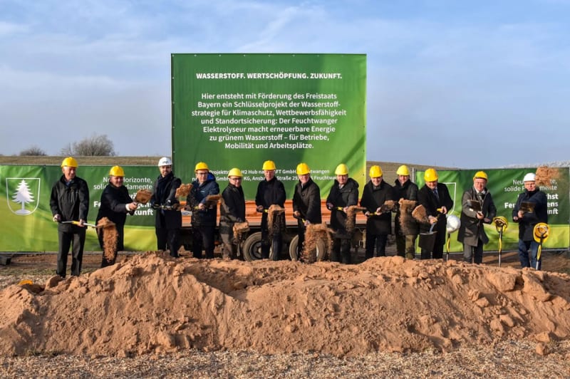 German Town Breaks Ground on First Green Hydrogen Plant