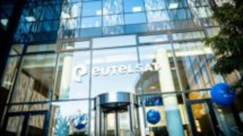 UAE Launches First Homegrown Hybrid Rocket - Image 2