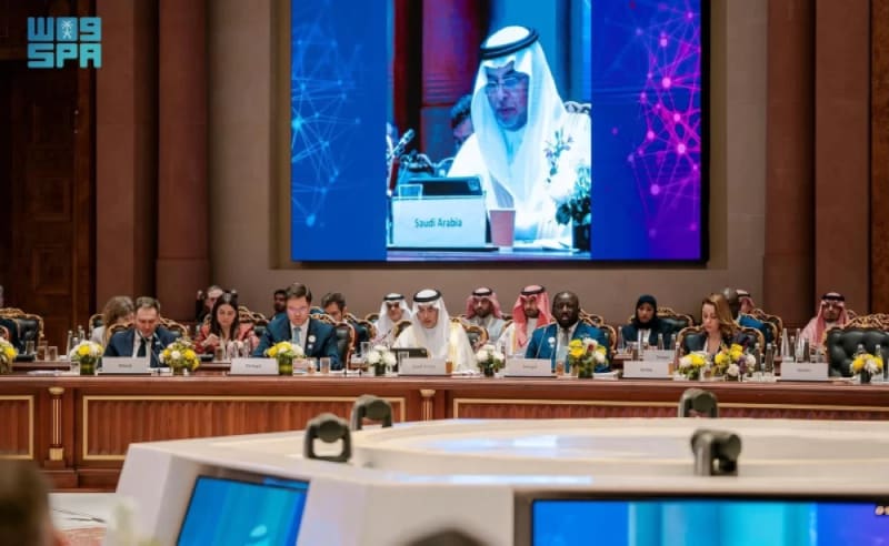 Saudi Arabia First Arab Nation to Join Global AI Group