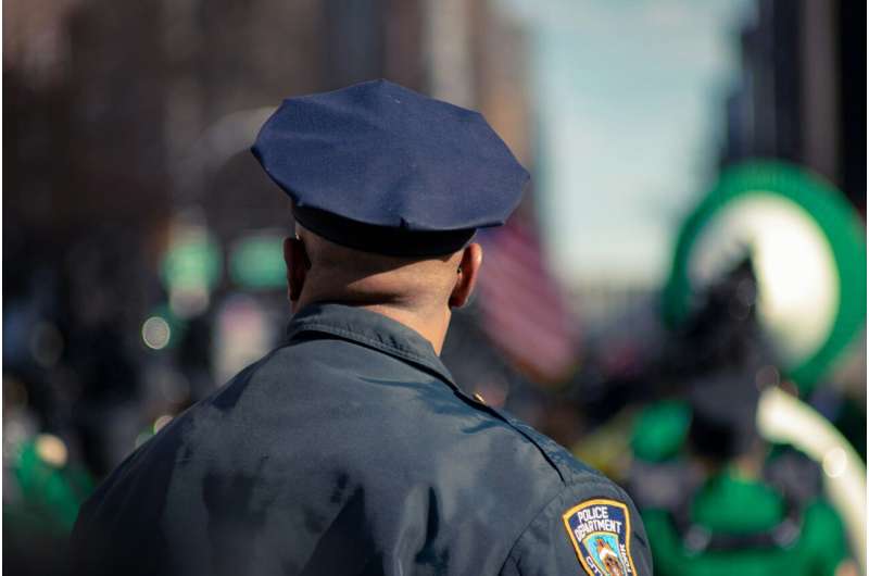 Stanford Database Makes Police Force Policies Searchable - Image 3