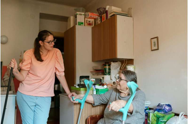 Dutch Nurses Cut Red Tape, Revolutionize Home Care for Aging - Image 3