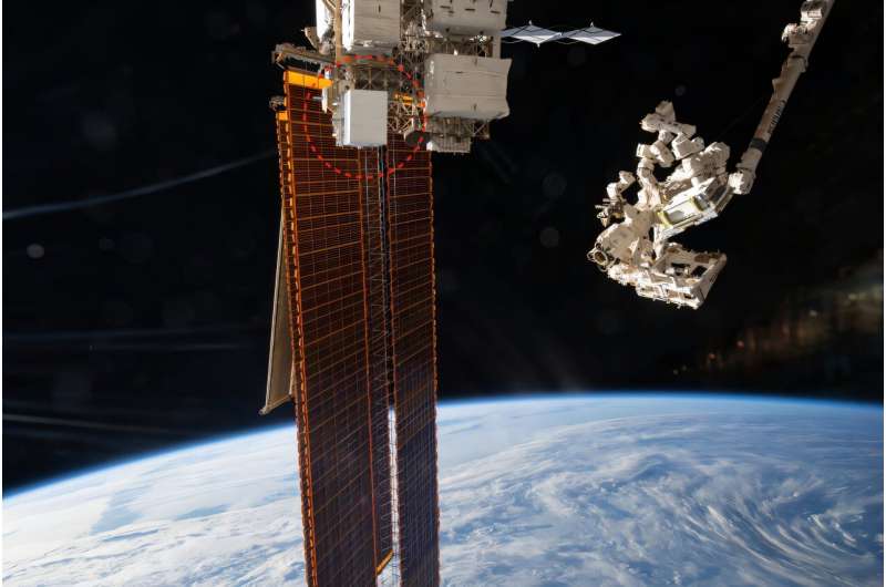 NASA Detects Ocean Plastic From Space for First Time - Image 3