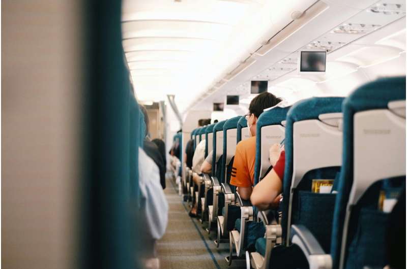 Rethinking Airplane Seating Could Cut Emissions in Half - Image 3