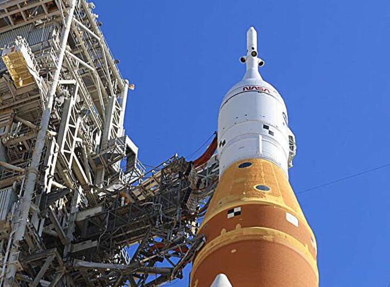 NASA Targets March 6 for First Moon Mission Since 1972 - Image 2