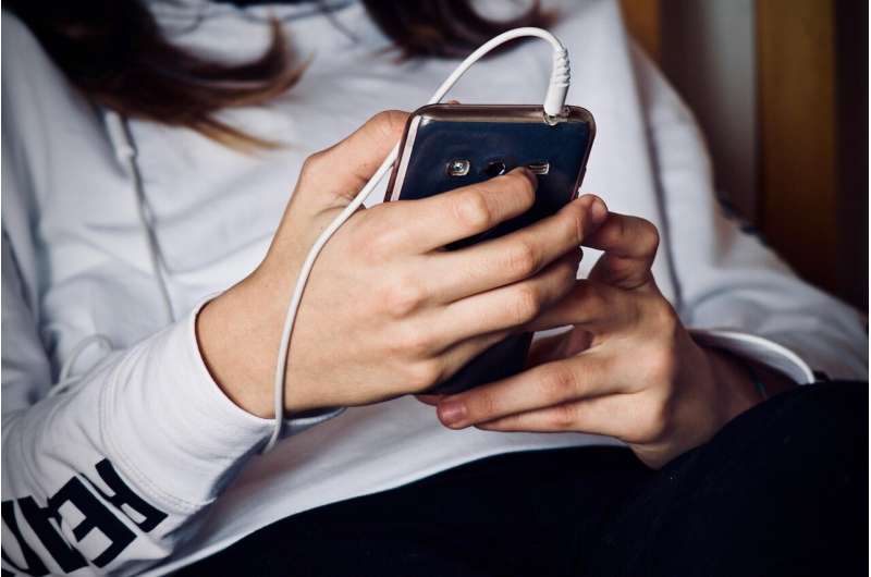 Digital Hotlines Help Abuse Survivors Seek Safety - Image 3