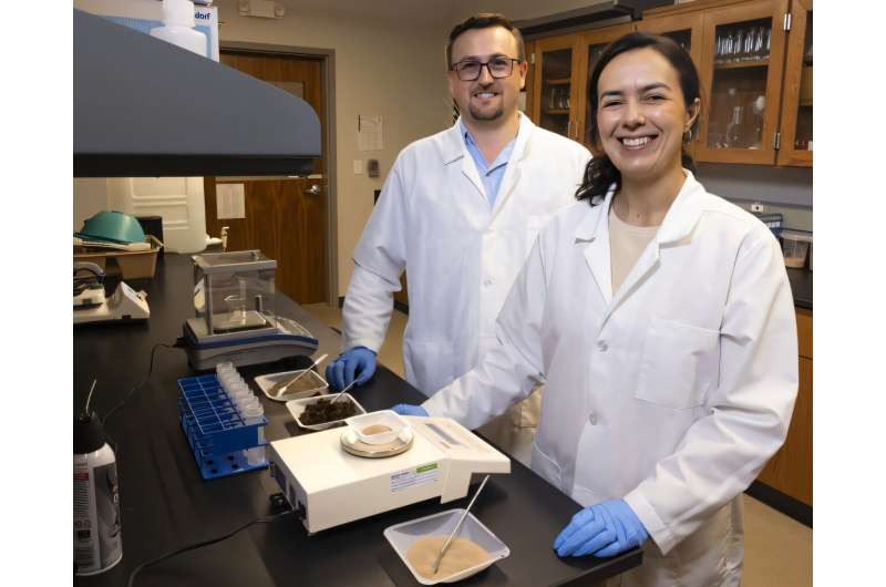 Bug Farm Waste Cuts Crop Damage by 45% in Arkansas Study - Image 2