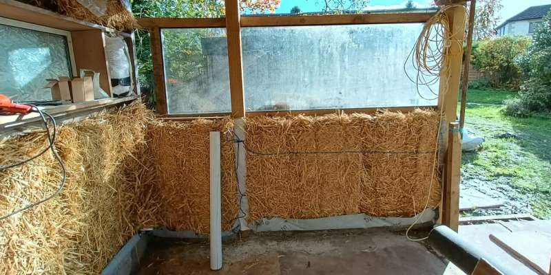 University Researcher Builds Zero-Carbon Office from Straw - Image 3