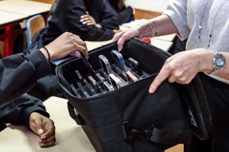 Sweden Bans Phones in Schools to Help Kids Focus Better