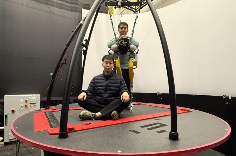 Robots That Catch Themselves: 81% Better Balance in Tests - Image 2