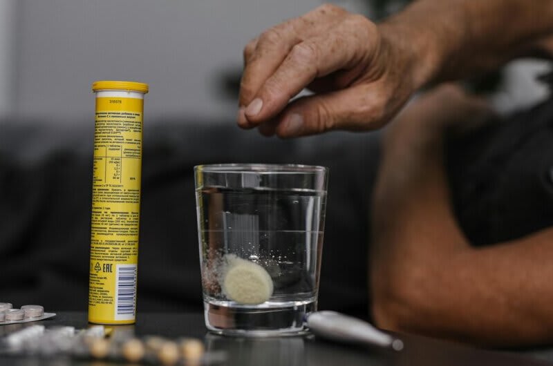 Scientists Solve Drug Crisis Without Toxic Solvents - Image 2
