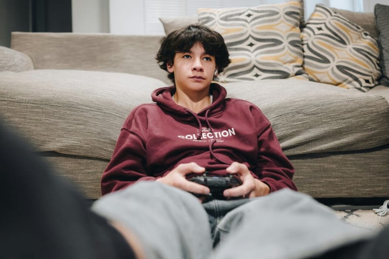Strong Family Support Shields Young Gamers from Mental Health Risks - Image 2