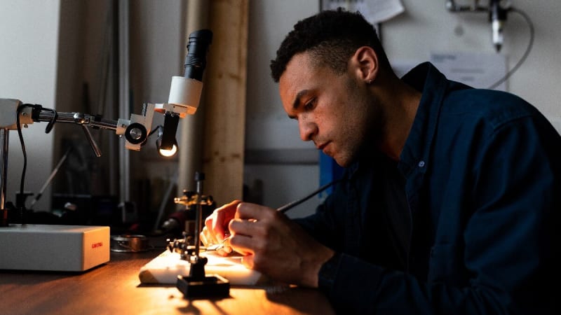 IIT Madras Opens AI Innovation Hub in Dubai