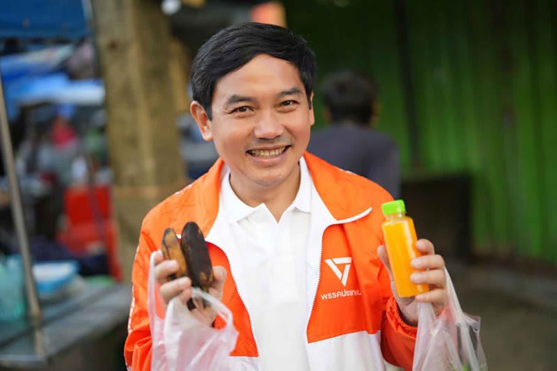 Thai Doctor Keeps Campaign Spot Despite Health Ministry Clash - Image 2