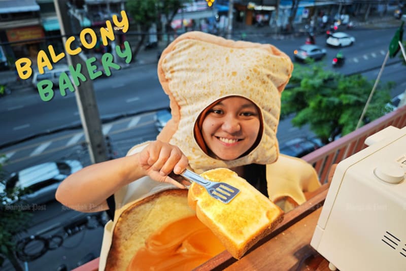 Bangkok Baker Lowers Fresh Bread From Rooftop to Customers