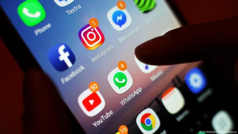France Votes to Protect Kids Under 15 From Social Media