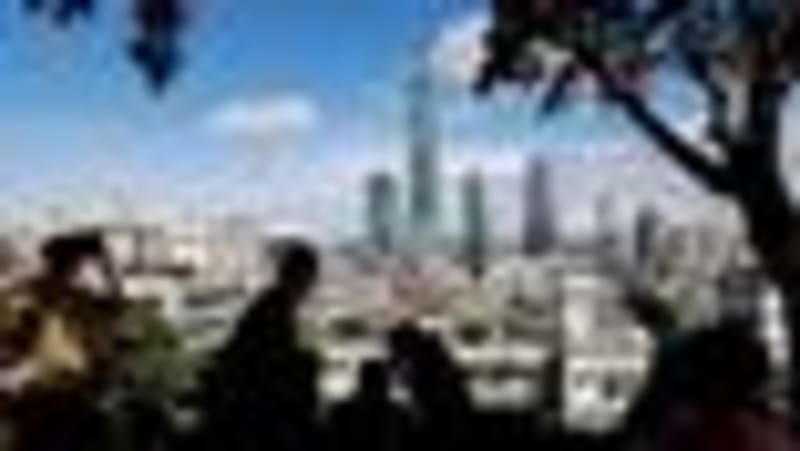 Alex Honnold Climbs 101-Story Taipei Tower With No Ropes - Image 2