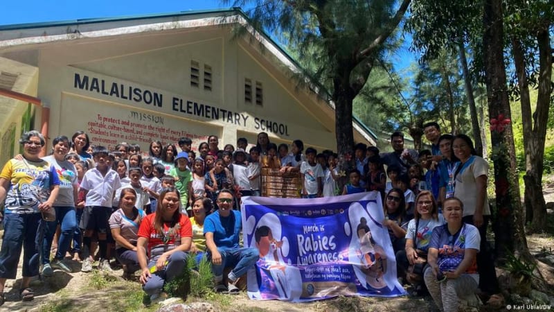 Philippines Program Deploys 739 Doctors to Rural Towns