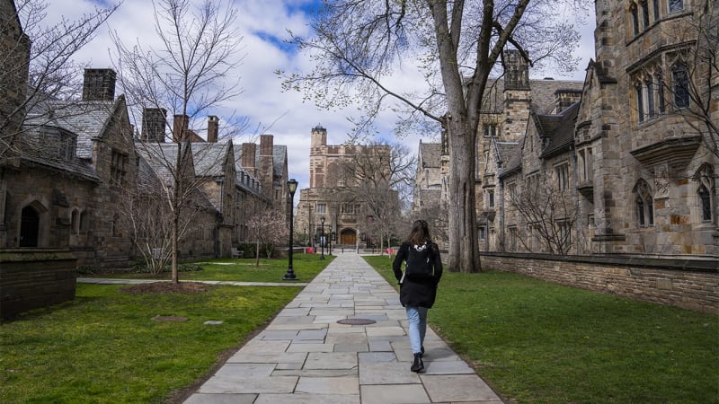 Yale Offers Free Tuition for Families Under $200K
