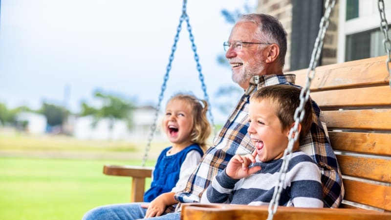 Grandparents Who Babysit Stay Mentally Sharper