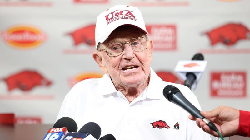 Lou Holtz, 89, Still Fighting at Home with Family Support