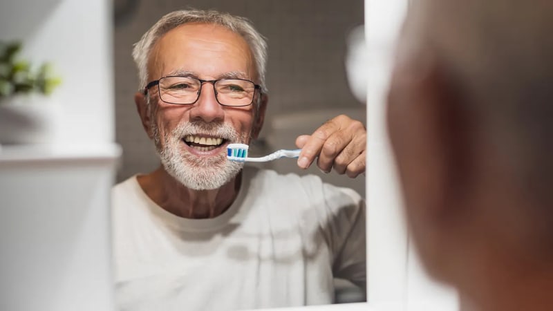 Brushing Your Teeth 3 Times Daily May Cut Dementia Risk