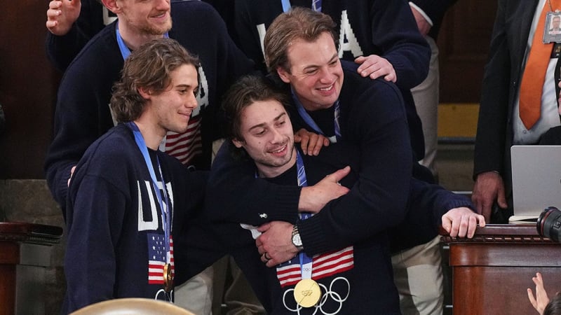 Olympic Hockey Team Gets Hero's Welcome at State of the Union