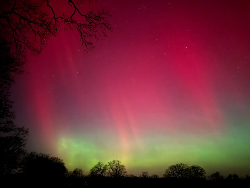 Northern Lights Dazzle UK From Scotland to Southern England - Image 3
