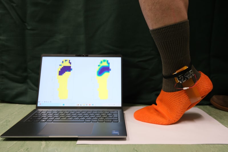 UK Engineer Creates Smart Shoe to Prevent Falls in Elderly - Image 2