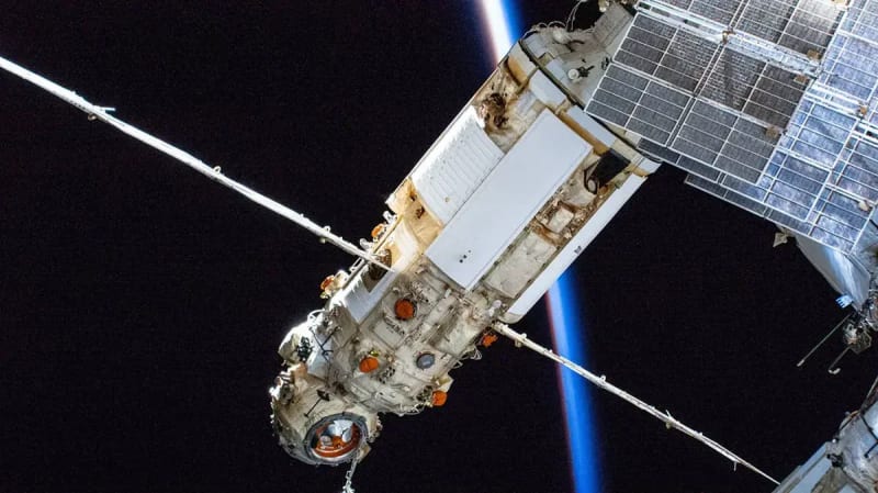 Russia Rethinks Space Station Strategy, Signals Potential International Collaboration