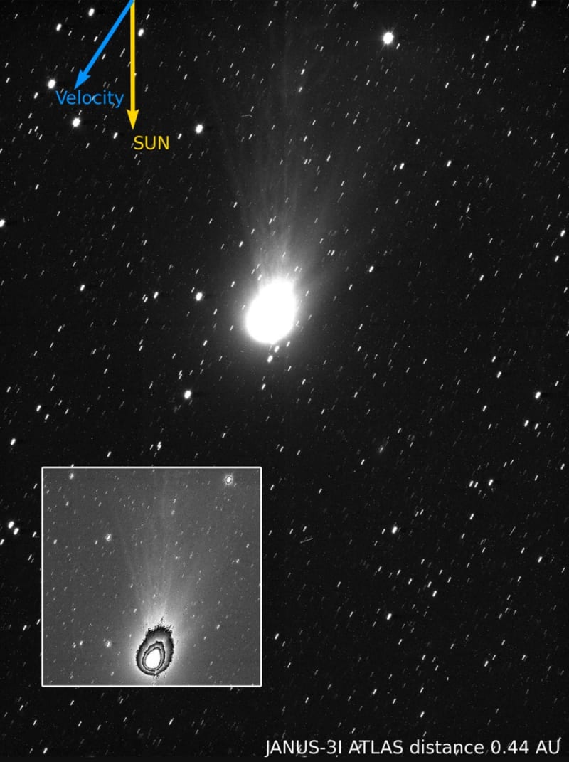 Spacecraft Catches Interstellar Comet Racing Past Earth - Image 3