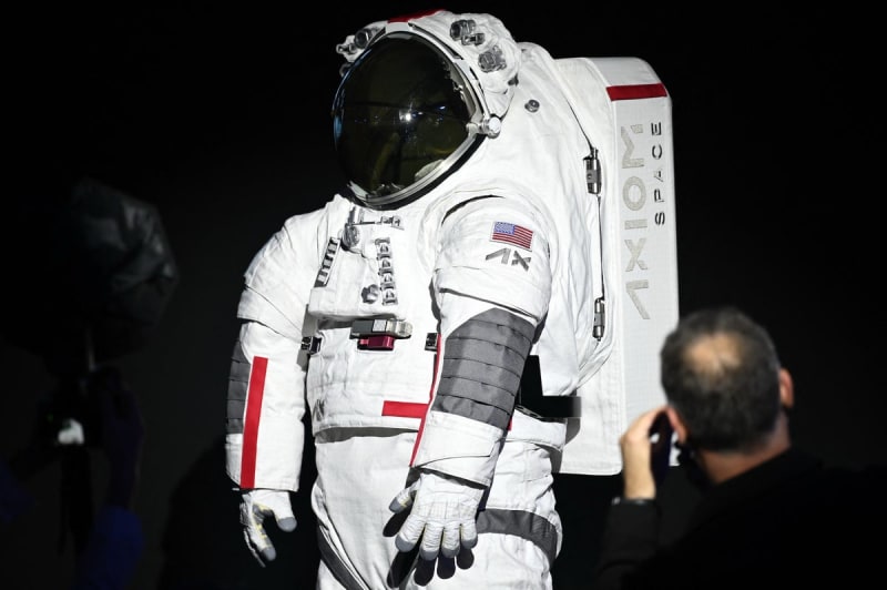 NASA's New Moon Suit Lets Astronauts Kneel and Jump
