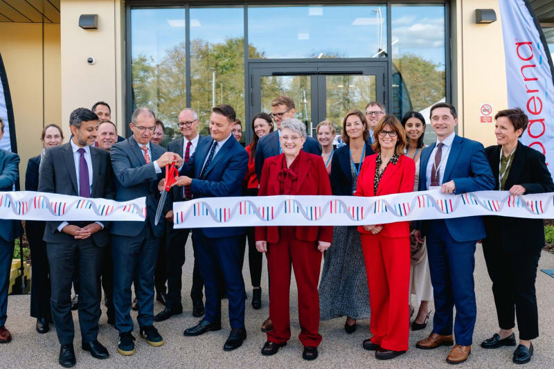 UK Approves First Homegrown mRNA Vaccine at New Facility - Image 2