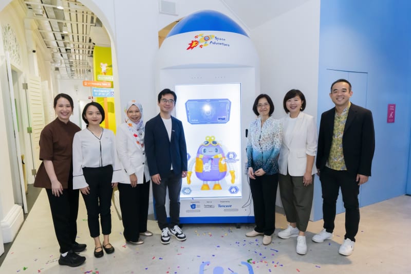 AI Robot Transforms Singapore Children's Museum Into Playground - Image 2