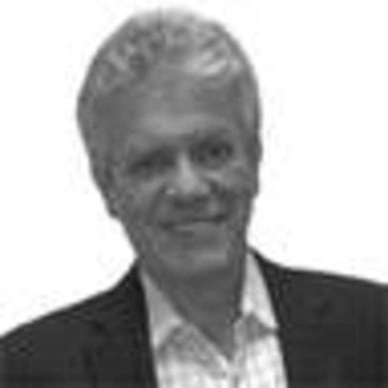 Figure Skater Maxim Naumov Inspires Millions at Olympics - Image 4