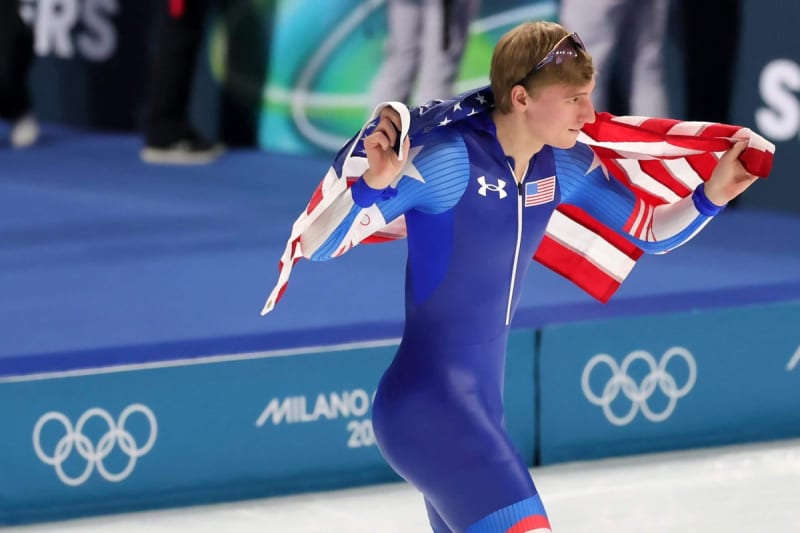 Jordan Stolz, 21, Sets Olympic Record in Speed Skating Gold