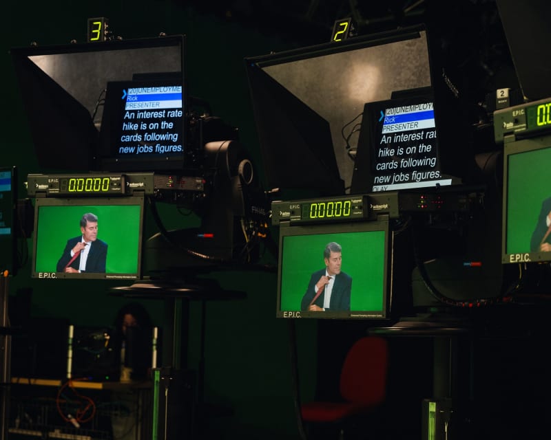 Perth News Anchors Break World Record After 40 Years - Image 5