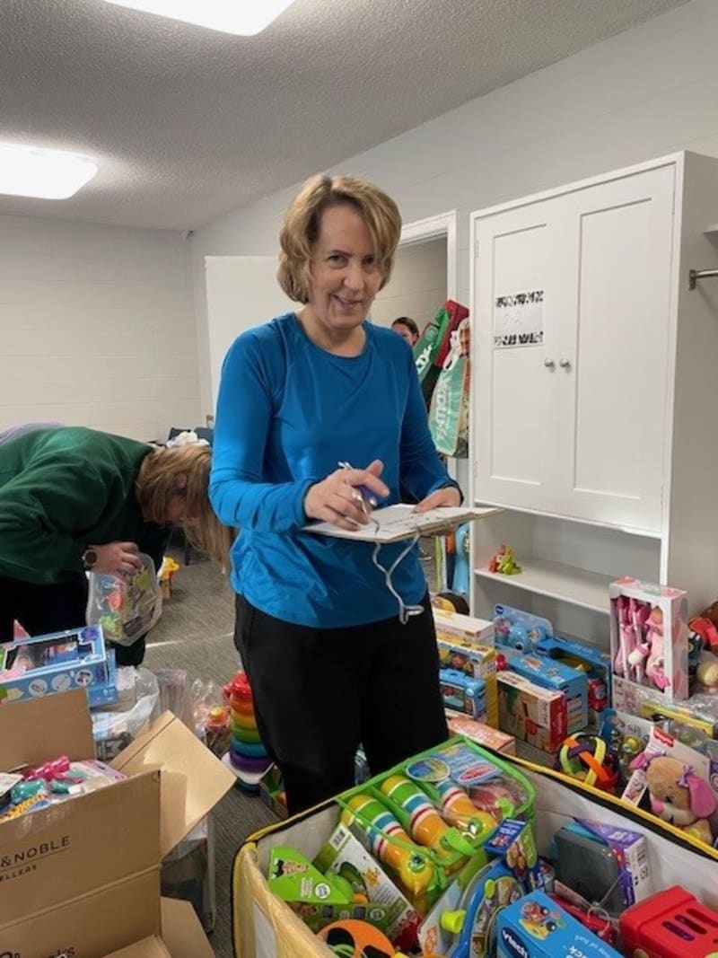 Alexandria Seniors Find Friendship Through Volunteering - Image 2