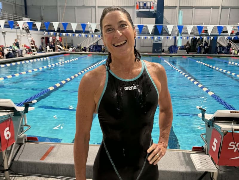 62-Year-Old Swimmer Crushes 2 World Records in Orlando