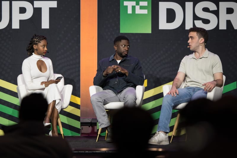 College Social App Fizz Breaks Instagram's Performance Anxiety