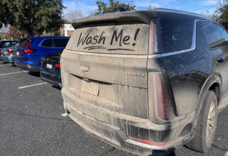 Writer Falls for GM's 9,000-Pound Electric Escalade - Image 4