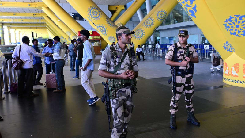 Chennai Airport Security Guards Learn Tamil for Travelers