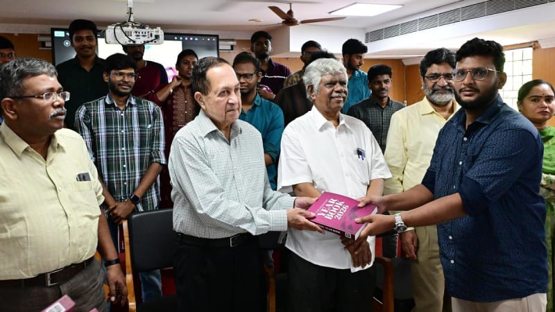 Former Judge Champions Education, Empowers 100 UPSC Aspirants With Learning Resources