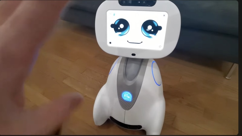 Robot Teacher's Aide Helps Kids Learn in Israeli School