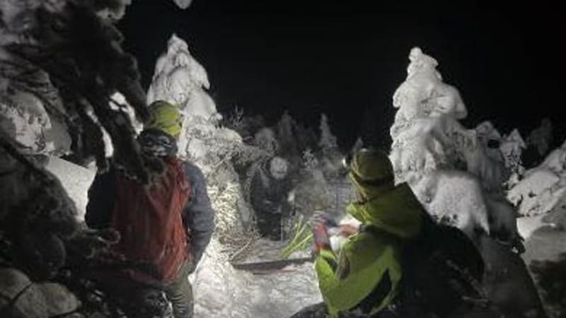 Two Skiers Rescued After 6 Hours Lost on NH Mountain