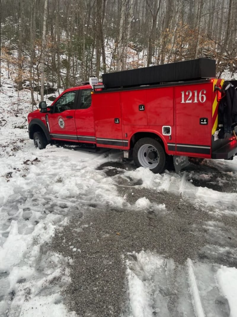 Firefighters Save Driver Hanging Off Icy Mountain Road - Image 5