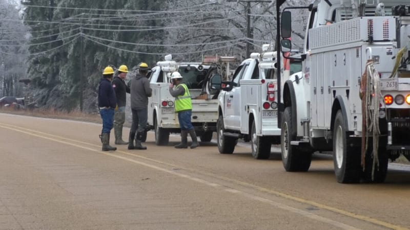 Hunter Rescued from Freezing Mississippi River in Under an Hour - Image 5